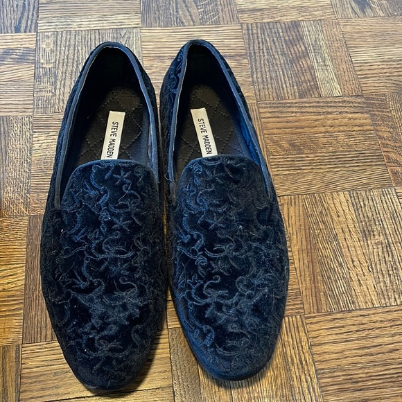 Size 11 Steve Madden loafers worn once - Picture 1 of 2